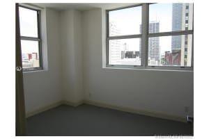 111 E Flagler St, Miami, FL 33131, Sold 12/20/21