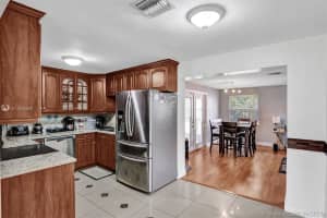 5640 Douglas St, Hollywood, FL 33021, Sold 11/22/21