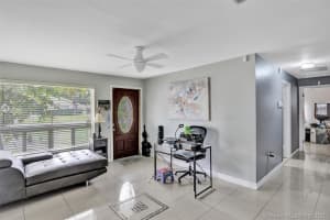 5640 Douglas St, Hollywood, FL 33021, Sold 11/22/21