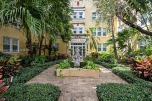 536 14th St, Miami Beach, FL 33139, Sold 02/18/22