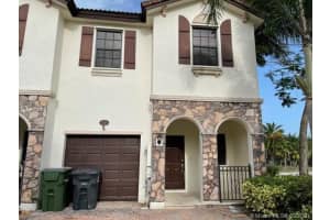 341 NE 37th Pl, Homestead, FL 33033, Sold 10/25/21