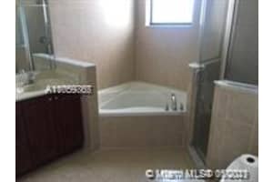 361 NE 37th Pl, Homestead, FL 33033, Sold 08/06/21