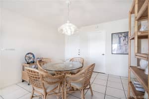 9120 Fontainebleau Blvd, Miami, FL 33172, Sold 10/15/21