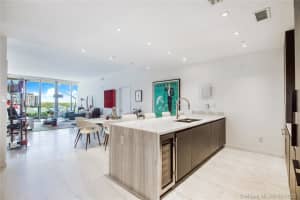 801 South Pointe Dr, Miami Beach, FL 33139, Sold 02/15/22