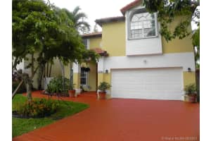19580 NW 84th Ave, Hialeah, FL 33015, Sold 08/13/21
