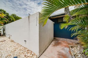 16334 Shadow Ct, Hialeah, FL 33014, Sold 08/09/21