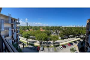 3201 N Country Club Dr, Aventura, FL 33180, Sold 04/08/22