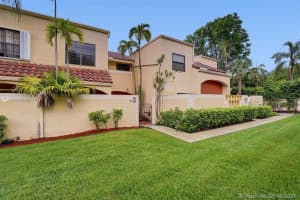20900 Leeward Ct, Miami, FL 33180, Sold 08/10/21