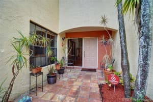 20900 Leeward Ct, Miami, FL 33180, Sold 08/10/21