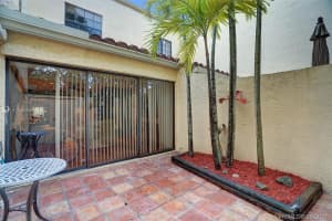 20900 Leeward Ct, Miami, FL 33180, Sold 08/10/21
