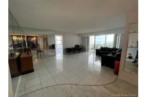 2841 N Ocean Blvd, Fort Lauderdale, FL 33308, Sold 04/08/22