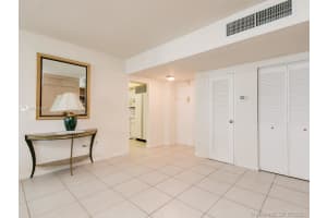 5001 Collins Ave #8b, Miami Beach, FL 33140, Sold 03/01/22