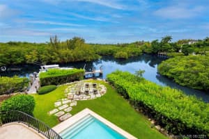 190 Paloma Dr, Coral Gables, FL 33143, Sold 10/01/21