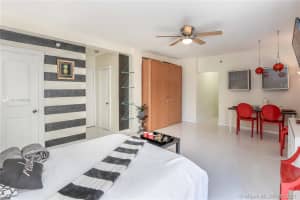 3030 Collins Ave #3d, Miami Beach, FL 33140, Sold 10/29/21