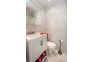 3030 Collins Ave #3d, Miami Beach, FL 33140, Sold 10/29/21