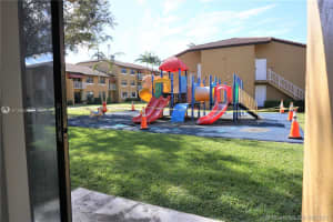 15550 SW 80th St, Miami, FL 33193, Sold 08/19/21