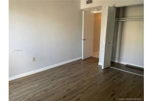 6902 N Kendall Dr APT E204, Pinecrest, FL 33156, Sold 07/13/21
