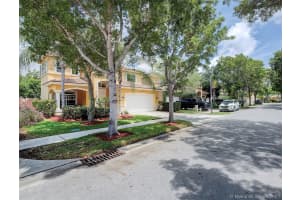 20658 SW 90th Pl, Cutler Bay, FL 33189, Sold 07/29/21