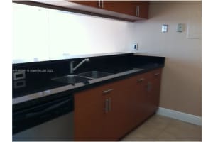 7601 E Treasure Dr, North Bay Village, FL 33141, Sold 04/11/22