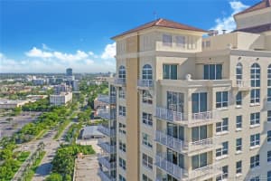 19501 W Country Club Dr PH 08, Aventura, FL 33180, Sold 10/12/21