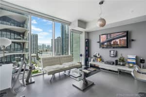 1040 Biscayne Blvd, Miami, FL 33132, Sold 11/15/21