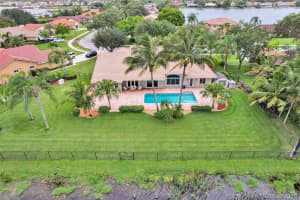 10460 SW 20th St, Davie, FL 33324, Sold 08/31/21