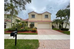 1102 Fairfield Meadows Dr, Weston, FL 33327, Sold 09/13/21