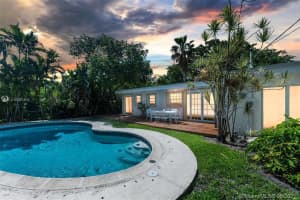 1955 Alamanda Dr, North Miami, FL 33181, Sold 08/20/21
