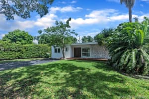 1955 Alamanda Dr, North Miami, FL 33181, Sold 08/20/21
