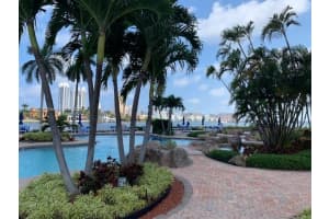 19101 Mystic Pointe Dr, Aventura, FL 33180, Sold 11/08/21