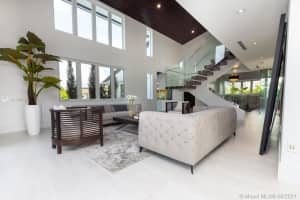 6819 Sunrise Pl, Coral Gables, FL 33133, Sold 08/03/21