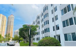 250 180th Dr, Sunny Isles Beach, FL 33160, Sold 02/14/22
