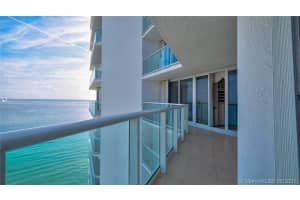 16445 Collins Ave, Sunny Isles Beach, FL 33160, Sold 11/23/21