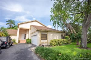 4317 SW 148th Ave Ct, Miami, FL 33185, Sold 08/26/21