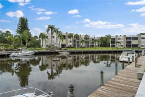 1950 SW Palm City Rd, Stuart, FL 34994, Sold 11/15/21