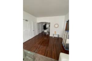 320 80th St, Miami Beach, FL 33141, Sold 10/12/21