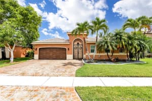 19927 SW 3rd Pl, Pembroke Pines, FL 33029, Sold 08/30/21