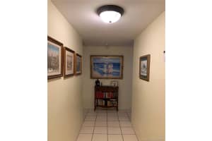 550 Ocean Dr #2d, Key Biscayne, FL 33149, Sold 08/19/21