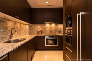 1425 Brickell Ave, Miami, FL 33131, Sold 11/15/21