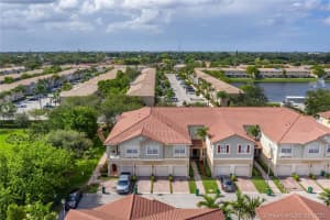 9155 Pershore Pl, Tamarac, FL 33321, Sold 08/11/21