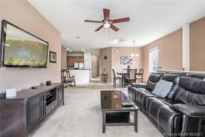 9155 Pershore Pl, Tamarac, FL 33321, Sold 08/11/21
