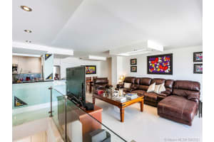 5415 Collins Ave, Miami Beach, FL 33140, Sold 12/02/21