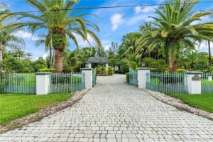 14500 SW 17th Ct, Davie, FL 33325, Sold 12/17/21