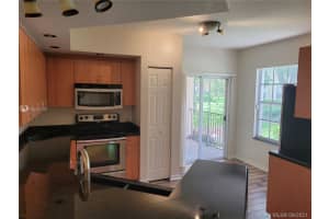 1007 Belmont Ln, North Lauderdale, FL 33068, Sold 08/09/21
