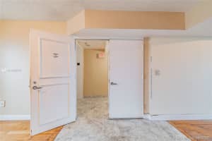 5900 Collins Ave, Miami Beach, FL 33140, Sold 10/29/21