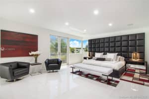 10242 NW 75th Terrace, Doral, FL 33178, Sold 01/18/22