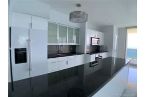 4775 Collins Ave, Miami Beach, FL 33140, Sold 01/18/22