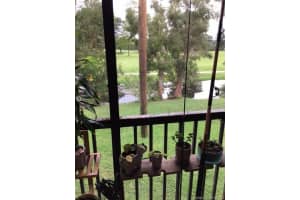 10377 NW 11th St, Pembroke Pines, FL 33026, Sold 08/05/21