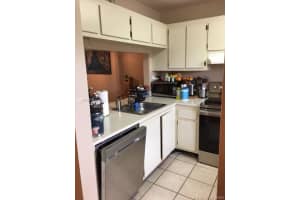 10377 NW 11th St, Pembroke Pines, FL 33026, Sold 08/05/21