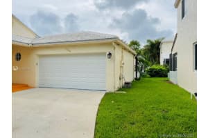 9564 NW 8th Cir, Plantation, FL 33324, Sold 08/06/21